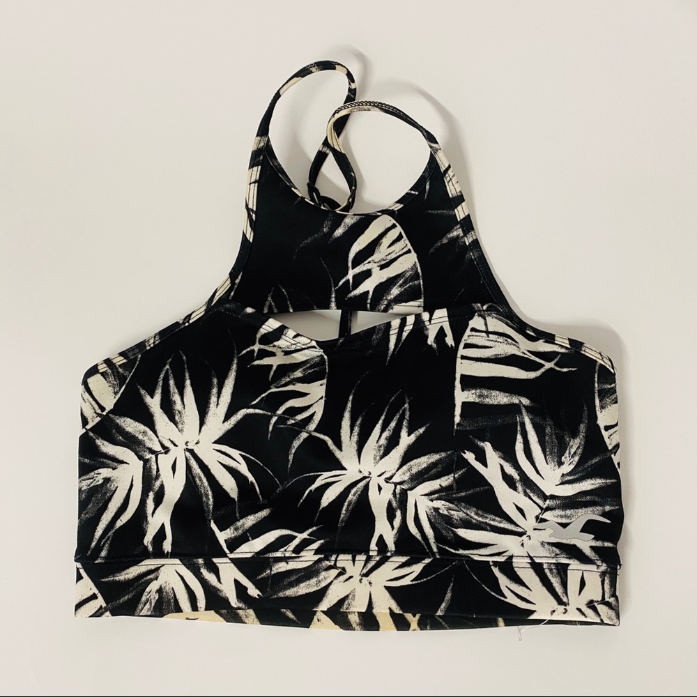 Hollister Halter Sports Bra - NWOT